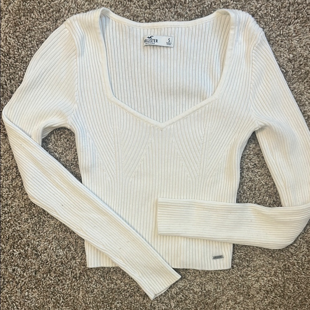 Hollister Off White Ribbed Knit Sweater